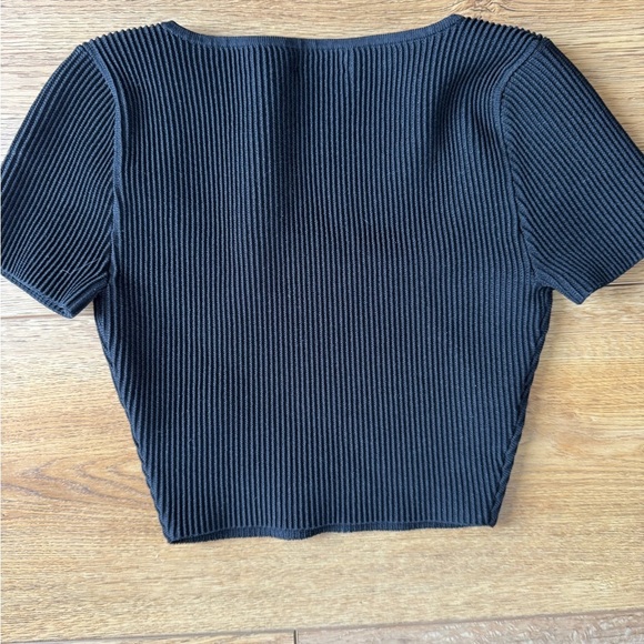 Aritzia Babaton Black Square Neck Crop Top Tapered Short Sleeve / xsmall - Picture 8 of 8
